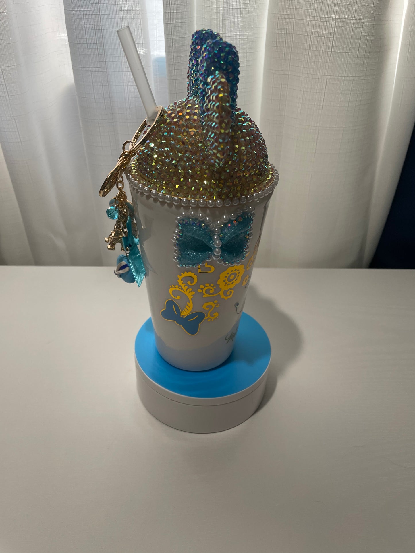 Custom Minnie Mouse tumbler